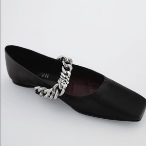 Zara Flat Leather Shoes With Chain Detail